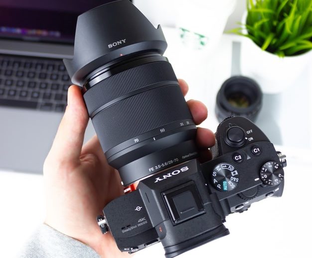 sonyalpha7-min-e1586016080704